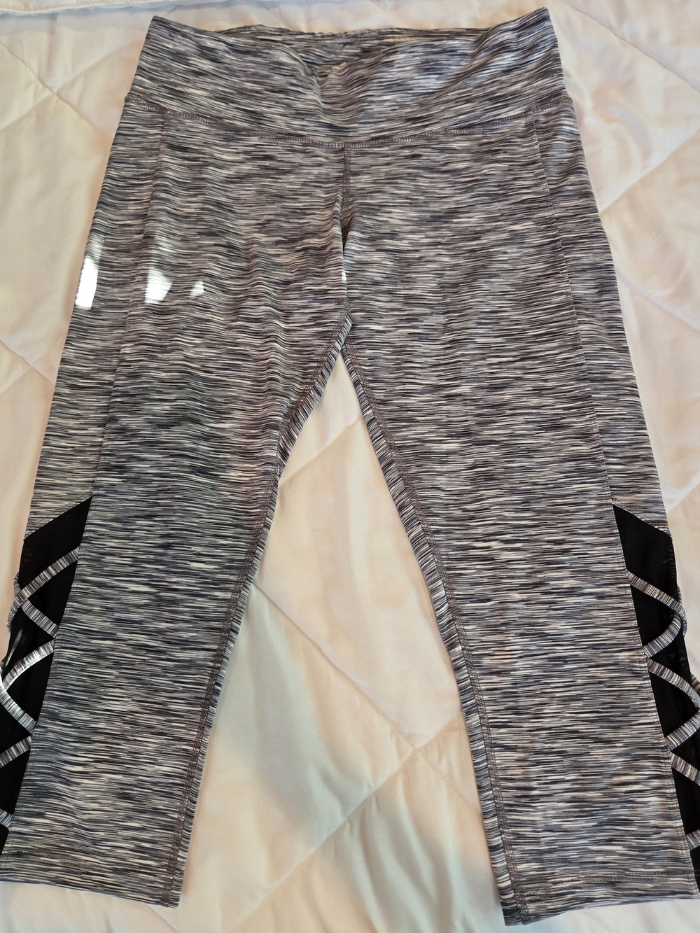 Womens Gray Space-Dye Athletic Capri Leggings